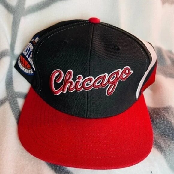 Mitchell & Ness Other - Brand new Mitchell ness Chicago bulls cap